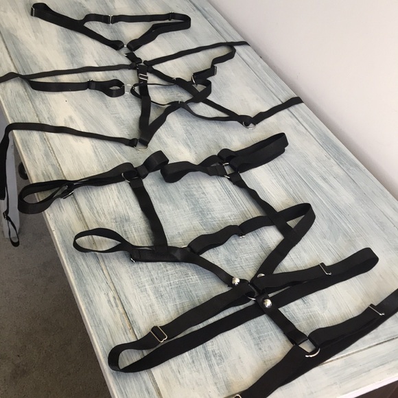 Womens NEW Body Harness Bra Top Garter Set Punk Gothic Halloween Lingerie - Picture 4 of 4